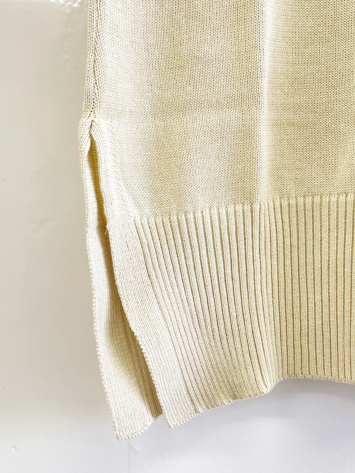 Vネックロングカーデ