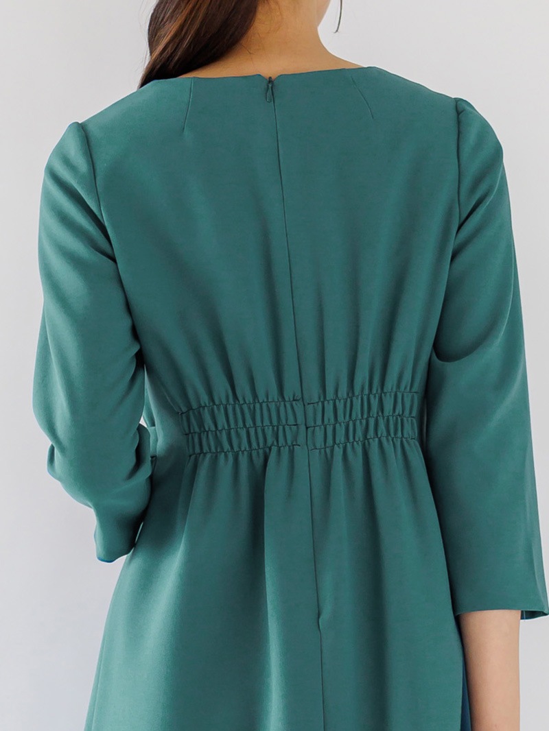 【20%OFF】綾二重ｽﾄﾚｯﾁｳｴｽﾄﾍﾞﾙﾄ付ﾜﾝﾋﾟｰｽ