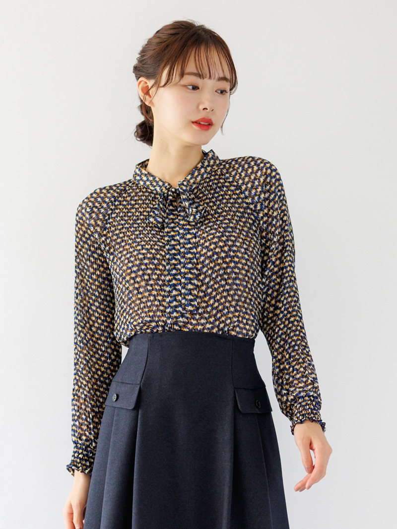 プリントプリーツボウタイブラウス＜アウトレット均一価格＞