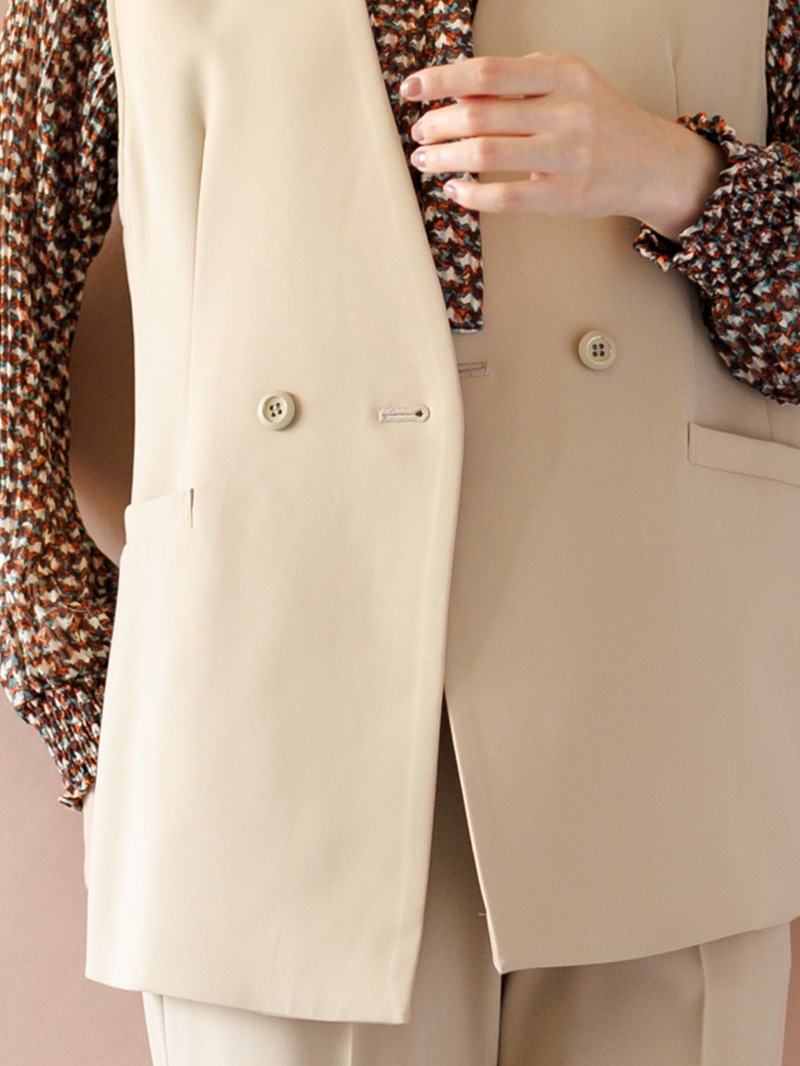 【50％OFF】ステファニーダブルクロスダブルブレストジレ