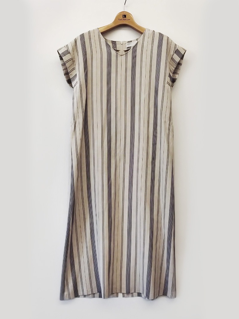 ストライプフレンチスリーブストレートワンピース