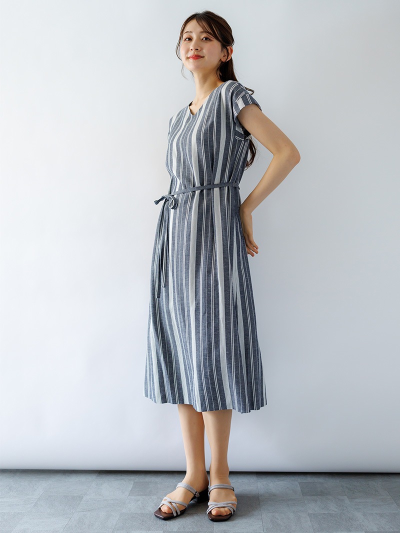 ストライプフレンチスリーブストレートワンピース