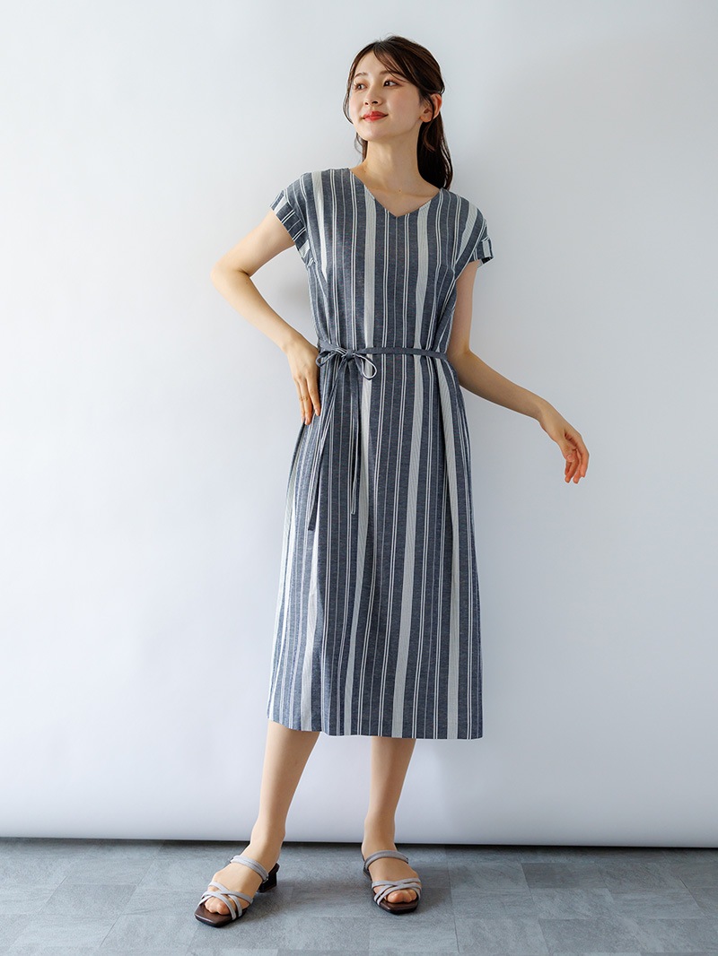 ストライプフレンチスリーブストレートワンピース