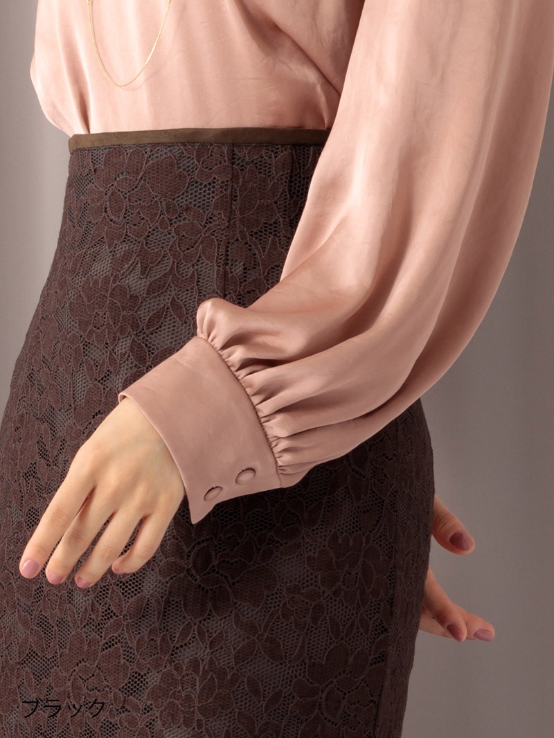 ヴィンテージサテンラッフルブラウス＜アウトレット均一価格＞