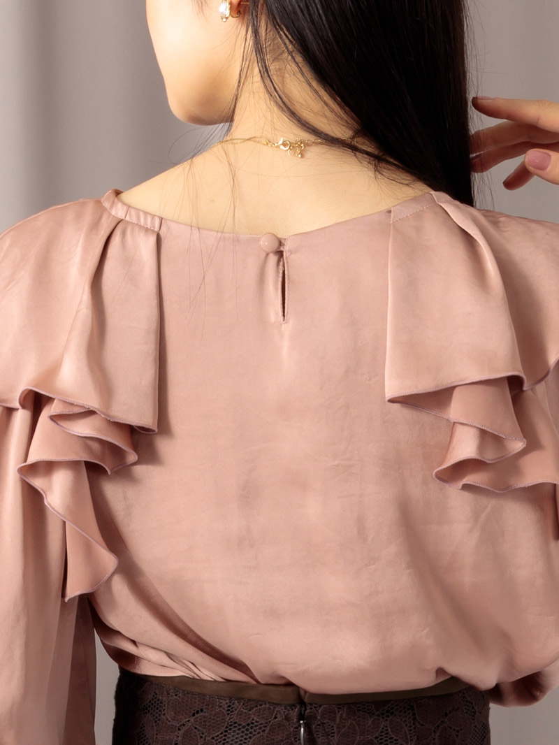 ヴィンテージサテンラッフルブラウス＜アウトレット均一価格＞