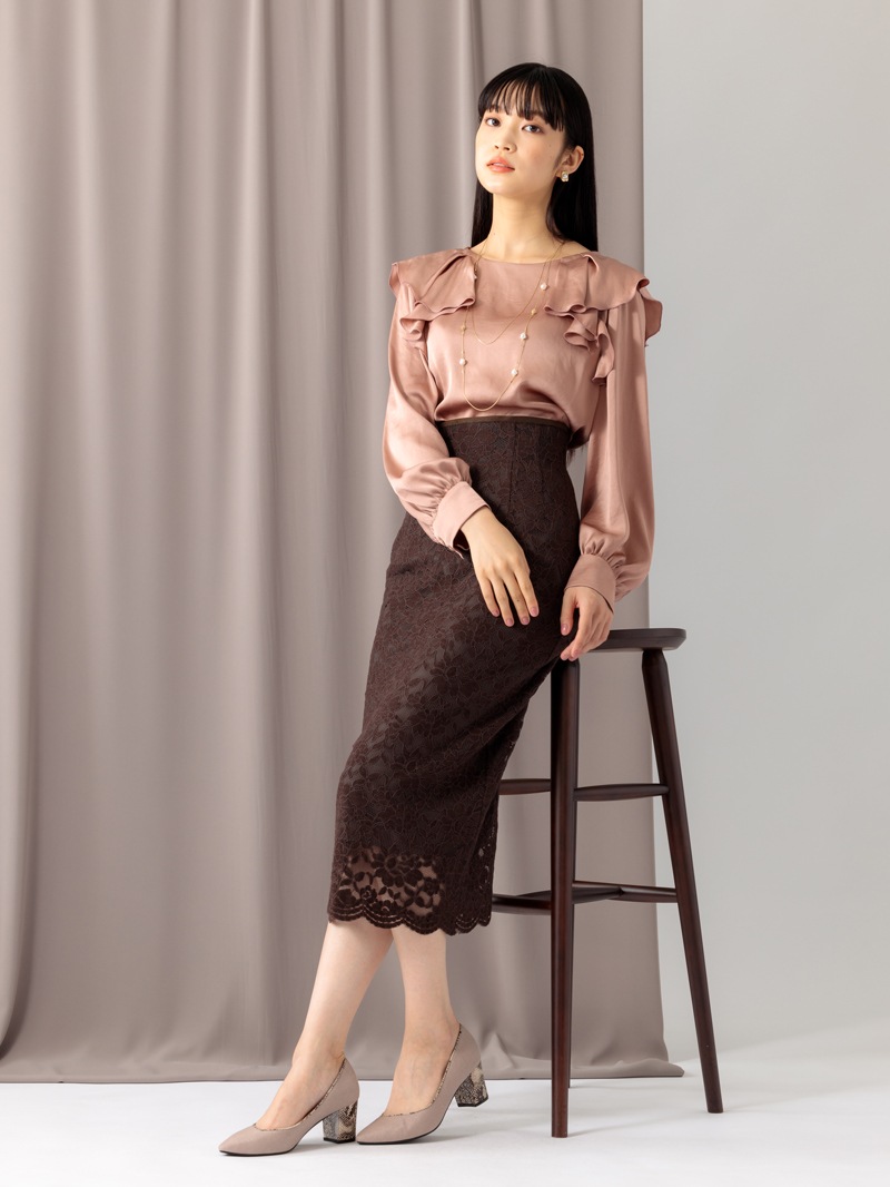 ヴィンテージサテンラッフルブラウス＜アウトレット均一価格＞