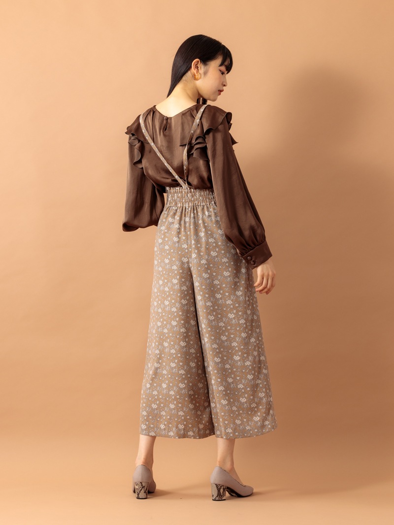 ヴィンテージサテンラッフルブラウス＜アウトレット均一価格＞