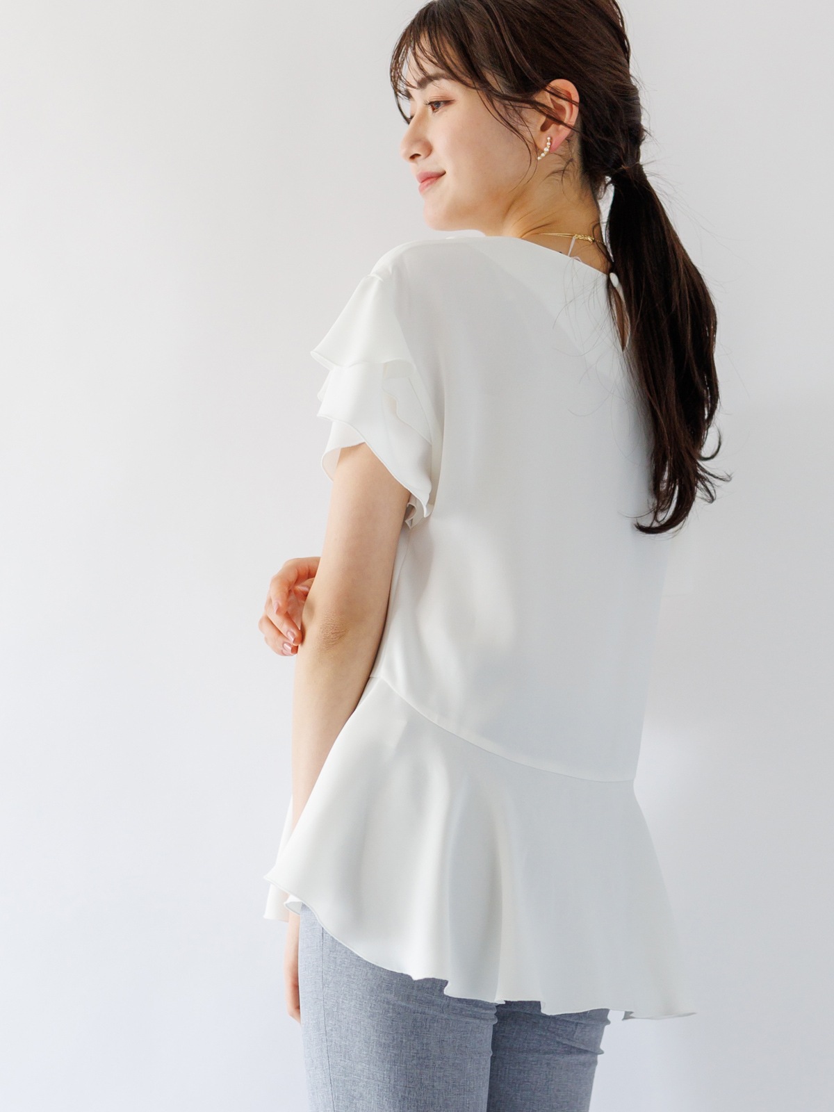 【OUTLET 2500円】ダブルクロスフリル二重袖ブラウス<10本以下>