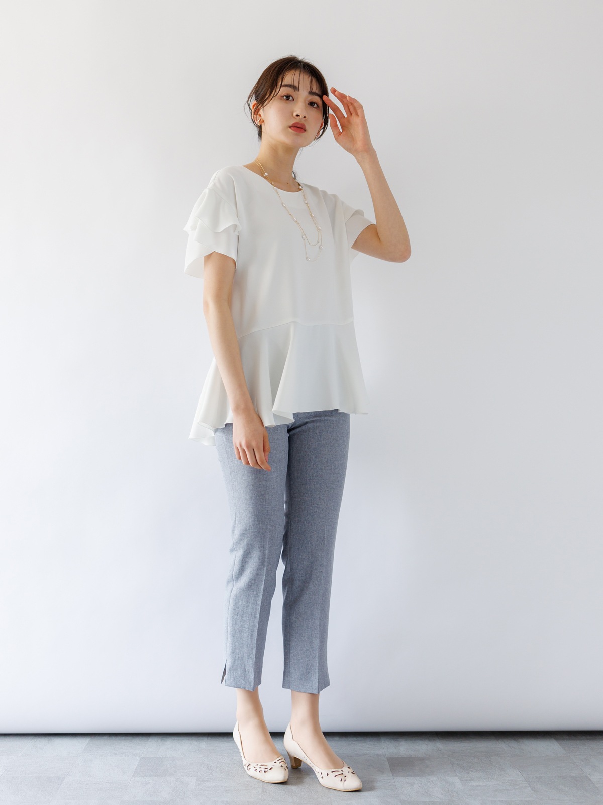 【OUTLET 2500円】ダブルクロスフリル二重袖ブラウス<10本以下>