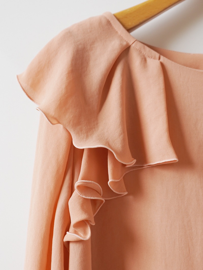 クレールGZ ラッフルブラウス＜アウトレット均一価格＞