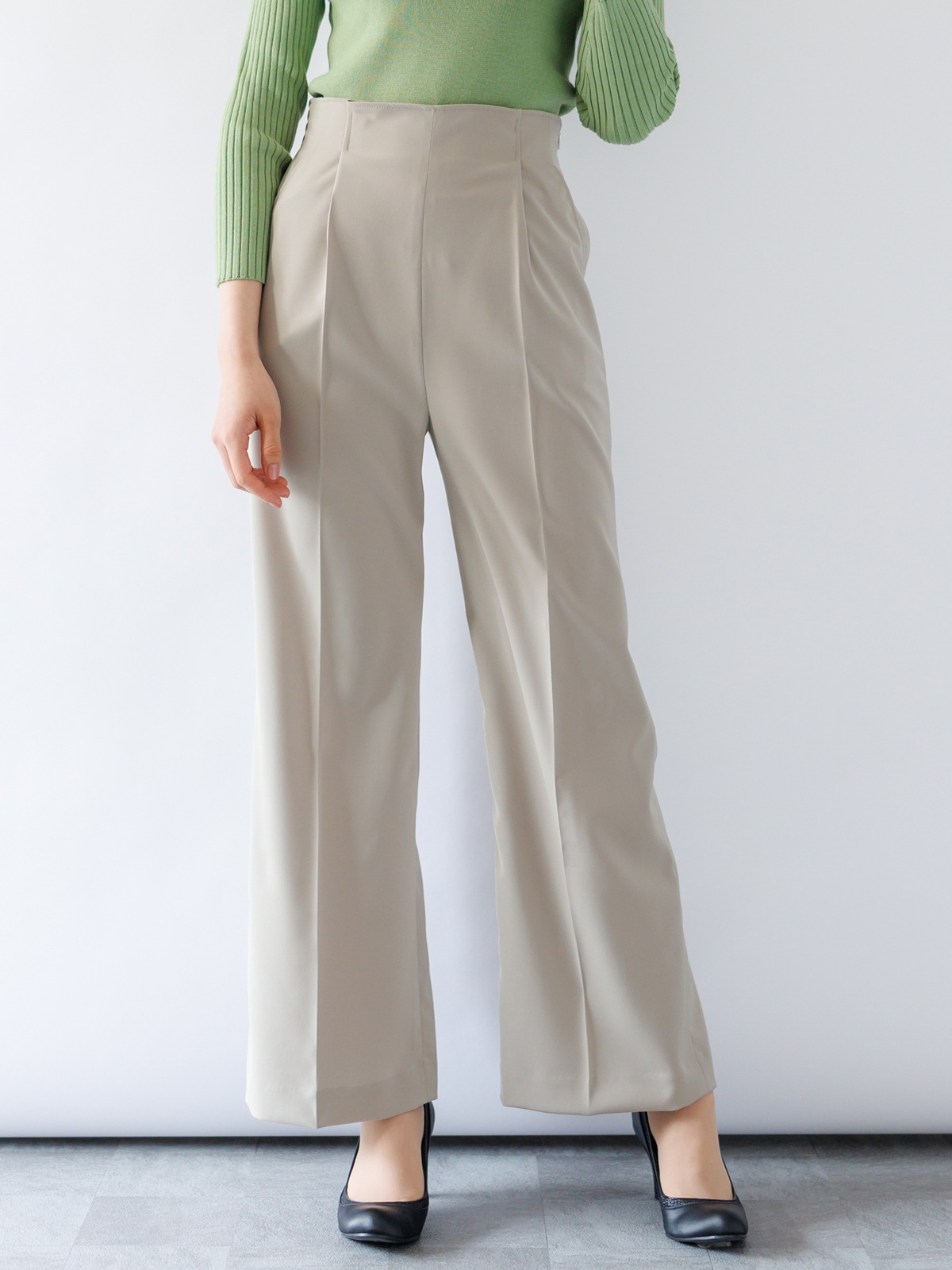 ソリビアツイル太身パンツ