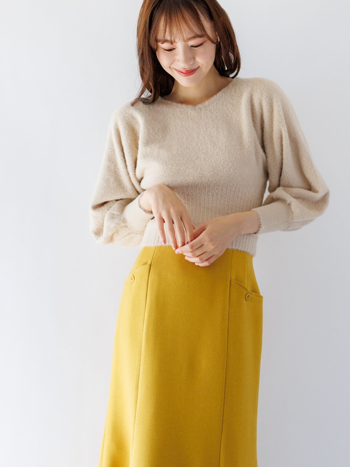 ミンクライクファーVネックドルマンニット＜アウトレット均一価格＞