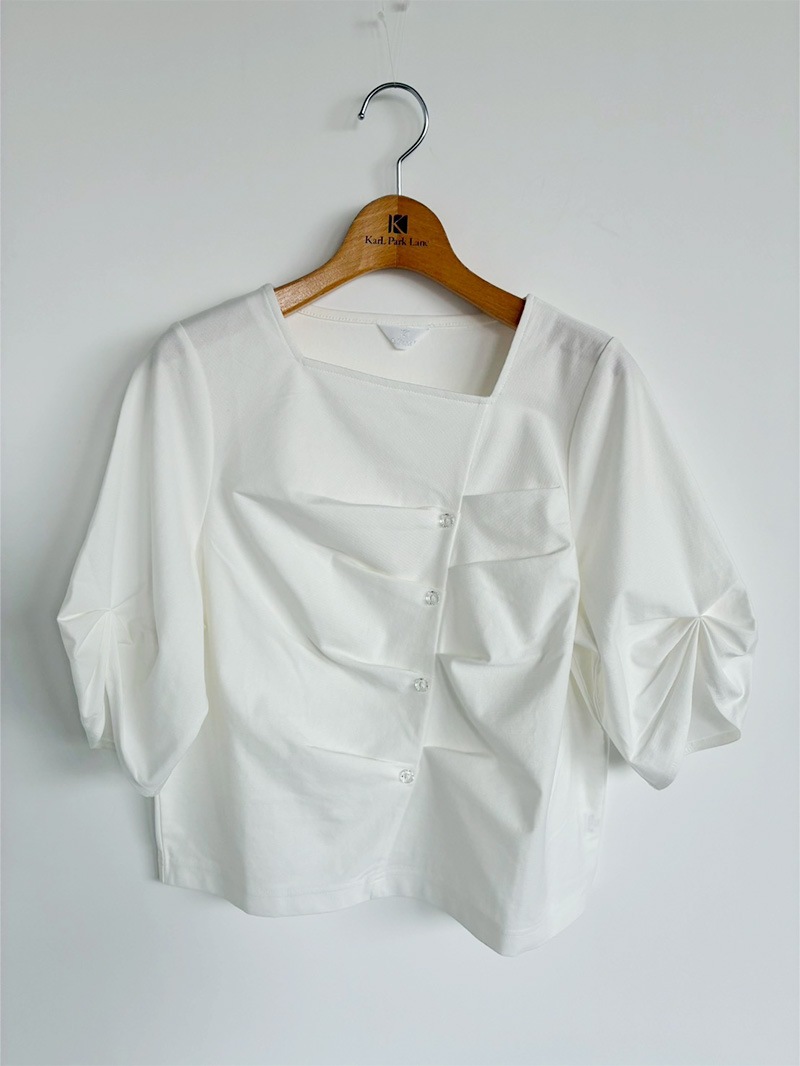 【30%OFF】アシンメトリー前タックプルオーバー