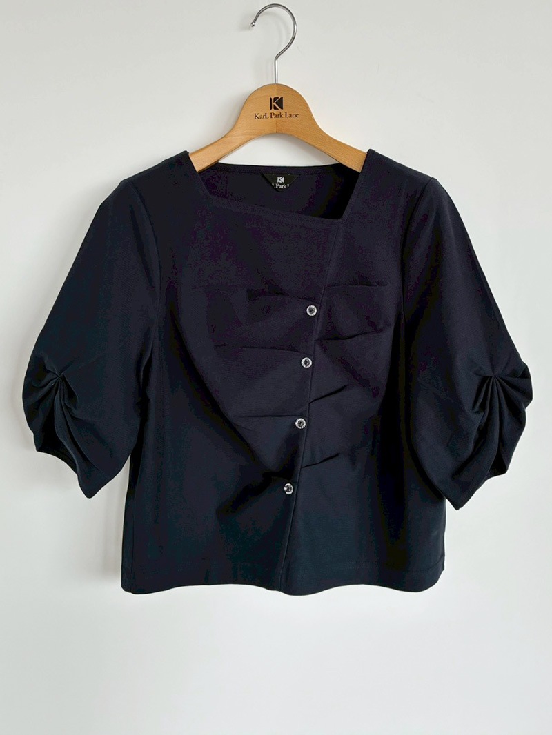 【30%OFF】アシンメトリー前タックプルオーバー