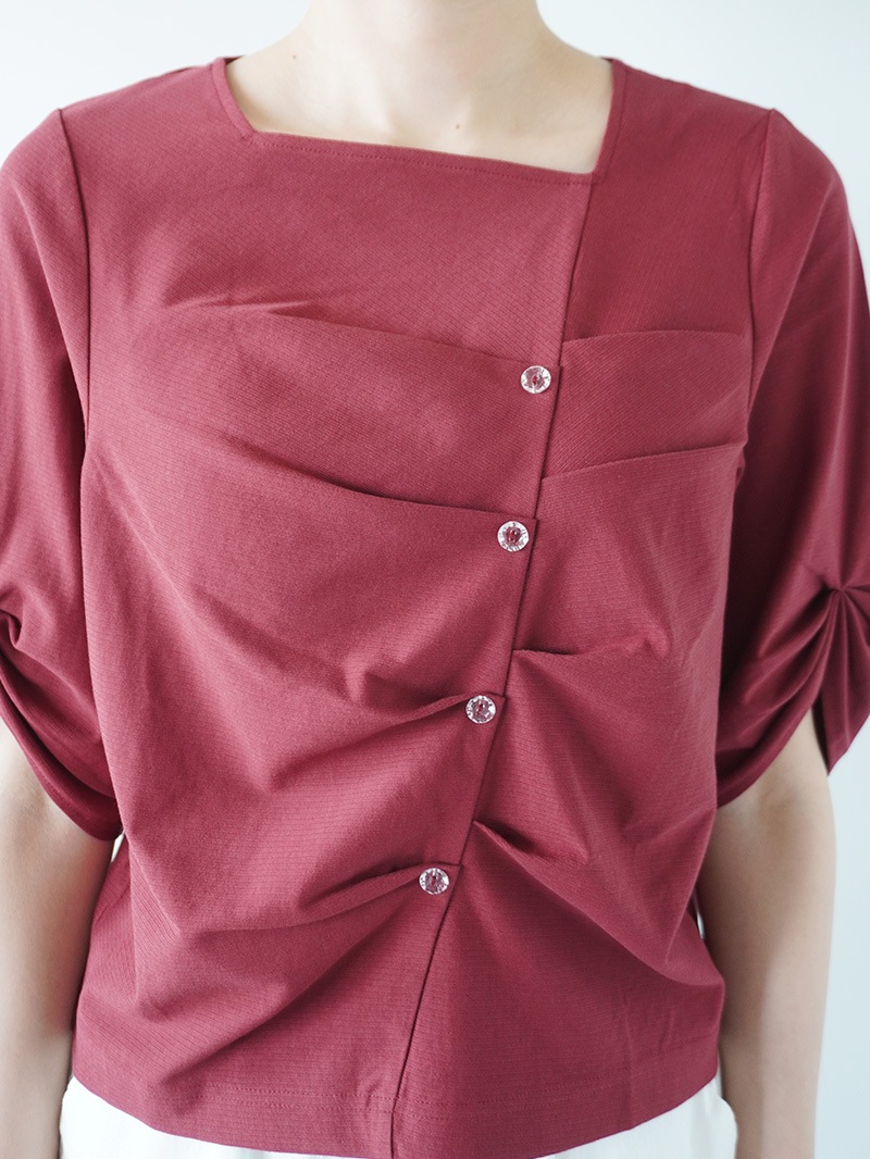 【30%OFF】アシンメトリー前タックプルオーバー