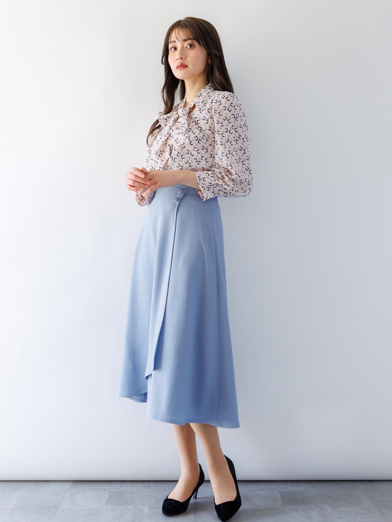 バックサテン巻風フレアースカート