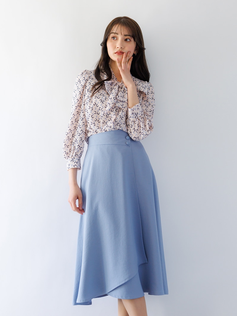 バックサテン巻風フレアースカート