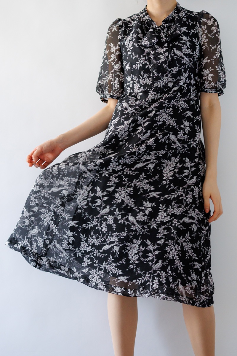 プリント ボウタイワンピース