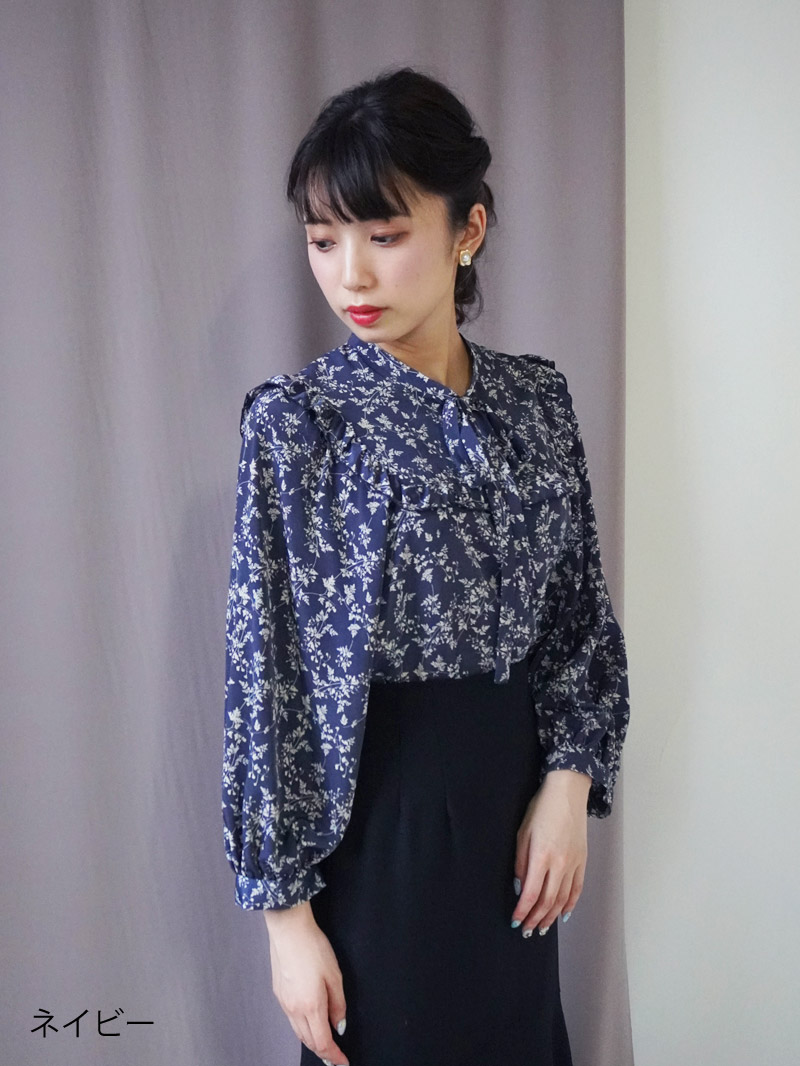 小花プリントビブディティールビッグスリーブブラウス＜アウトレット均一価格＞