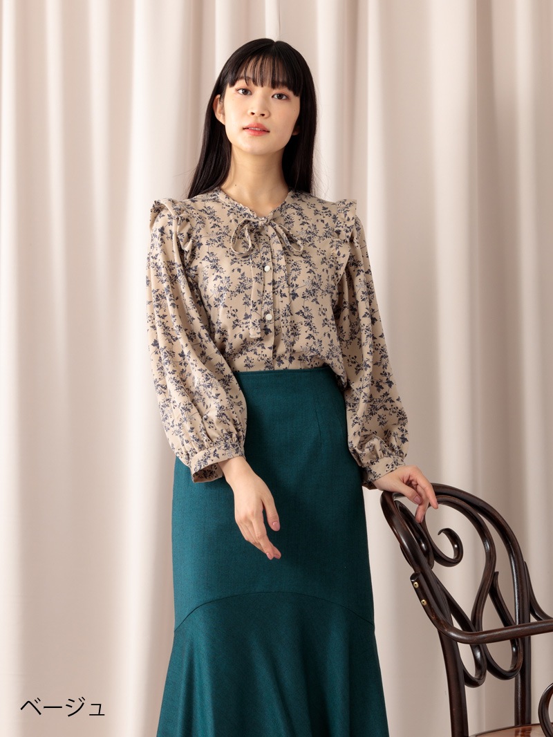 小花プリントビブディティールビッグスリーブブラウス＜アウトレット均一価格＞