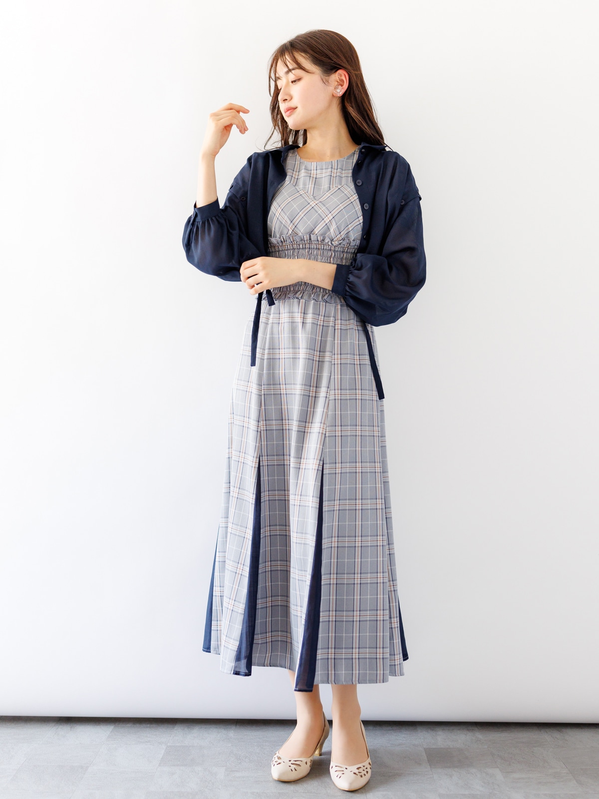 【限定70%OFF】チェック肩あきワンピース