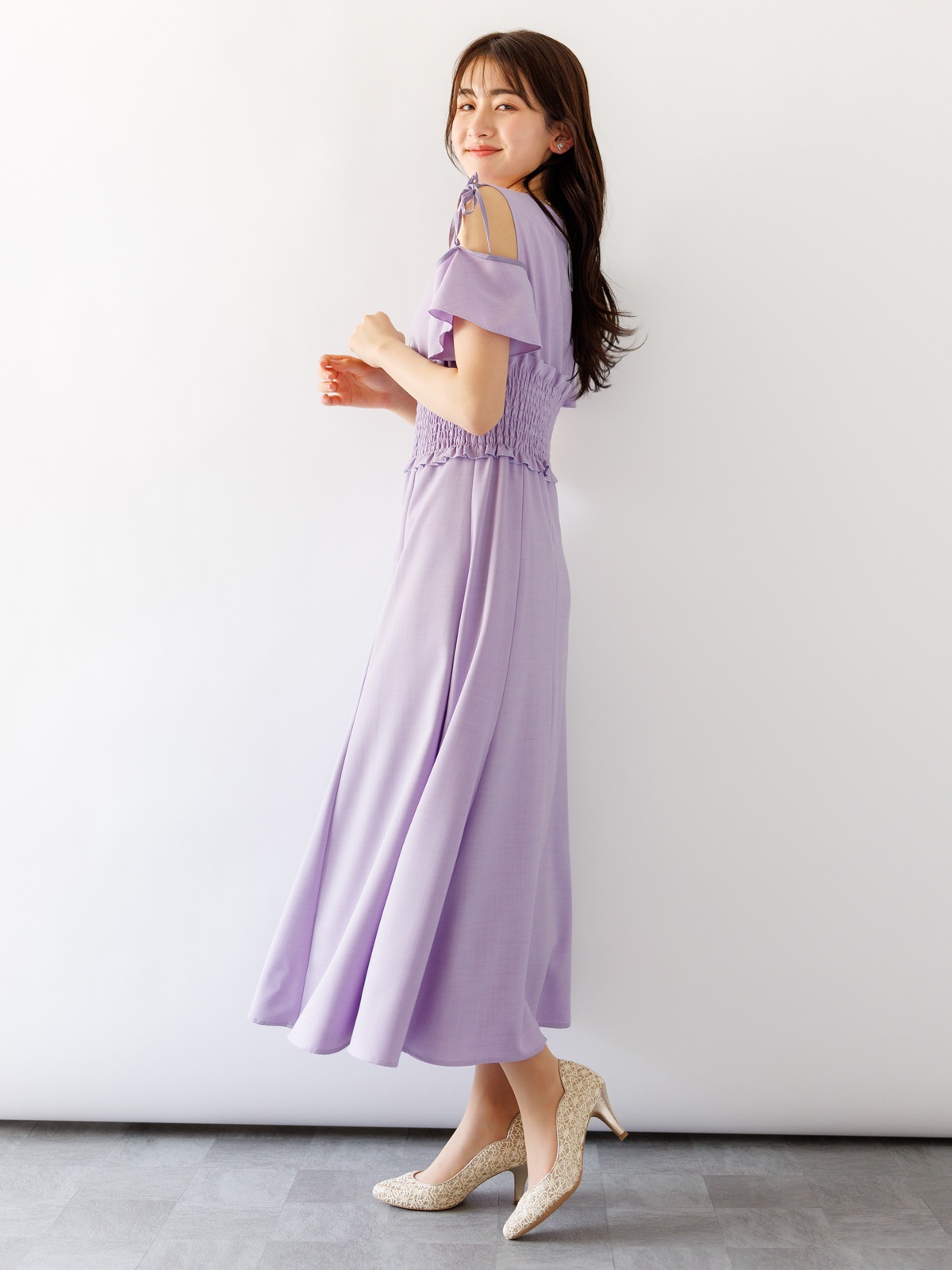 【70%OFF】無地肩あきワンピース《大決算SALE》