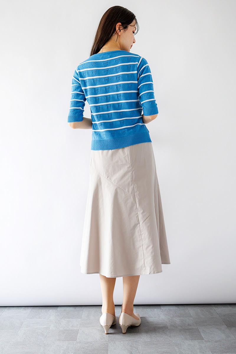 ボーダー前後差丸首ニット