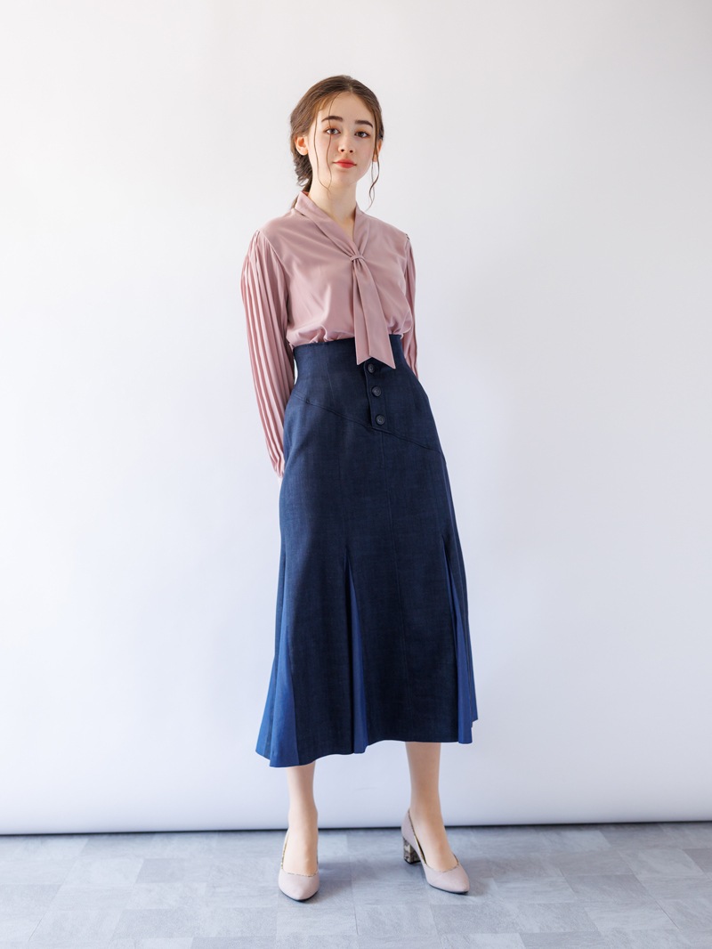 長袖プリーツタイ付きブラウス＜アウトレット均一価格＞