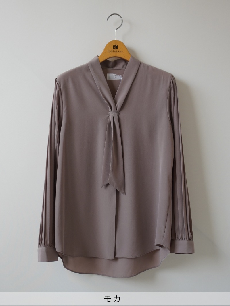 長袖プリーツタイ付きブラウス＜アウトレット均一価格＞