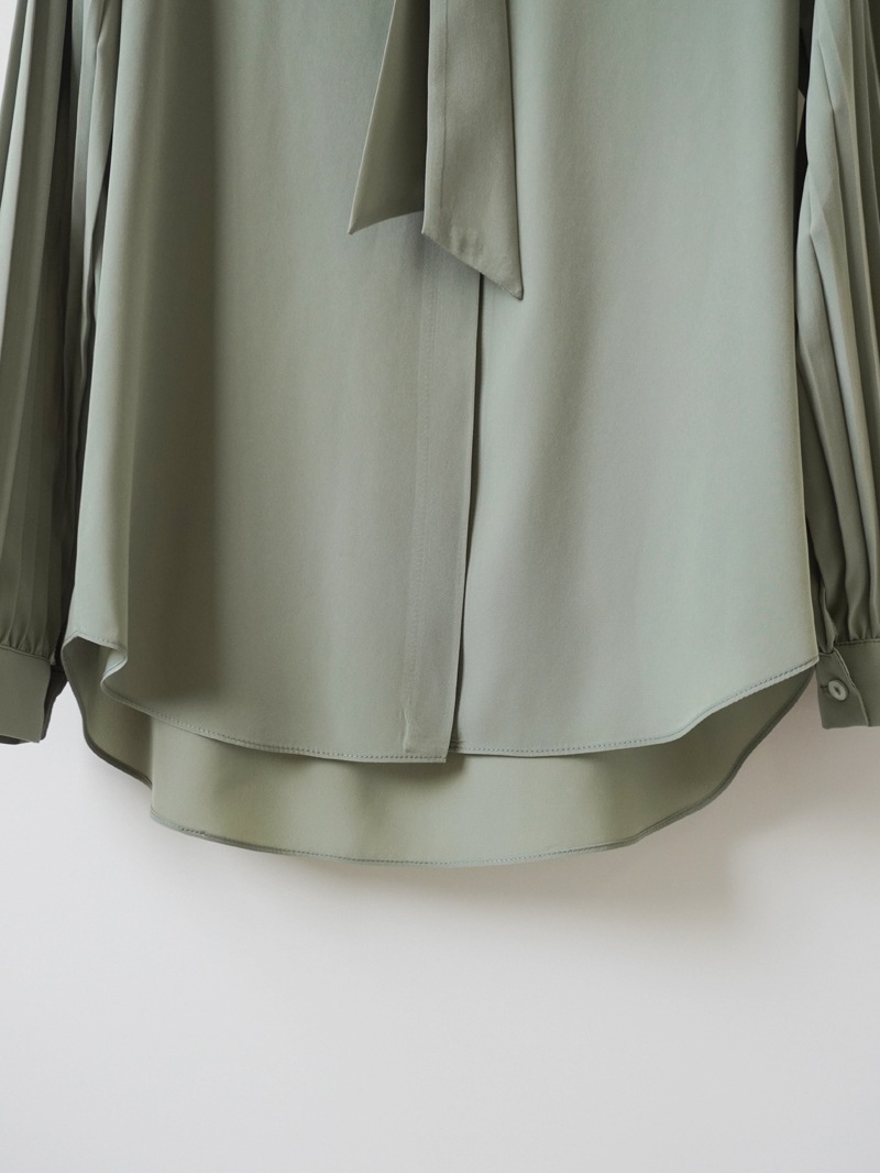 長袖プリーツタイ付きブラウス＜アウトレット均一価格＞