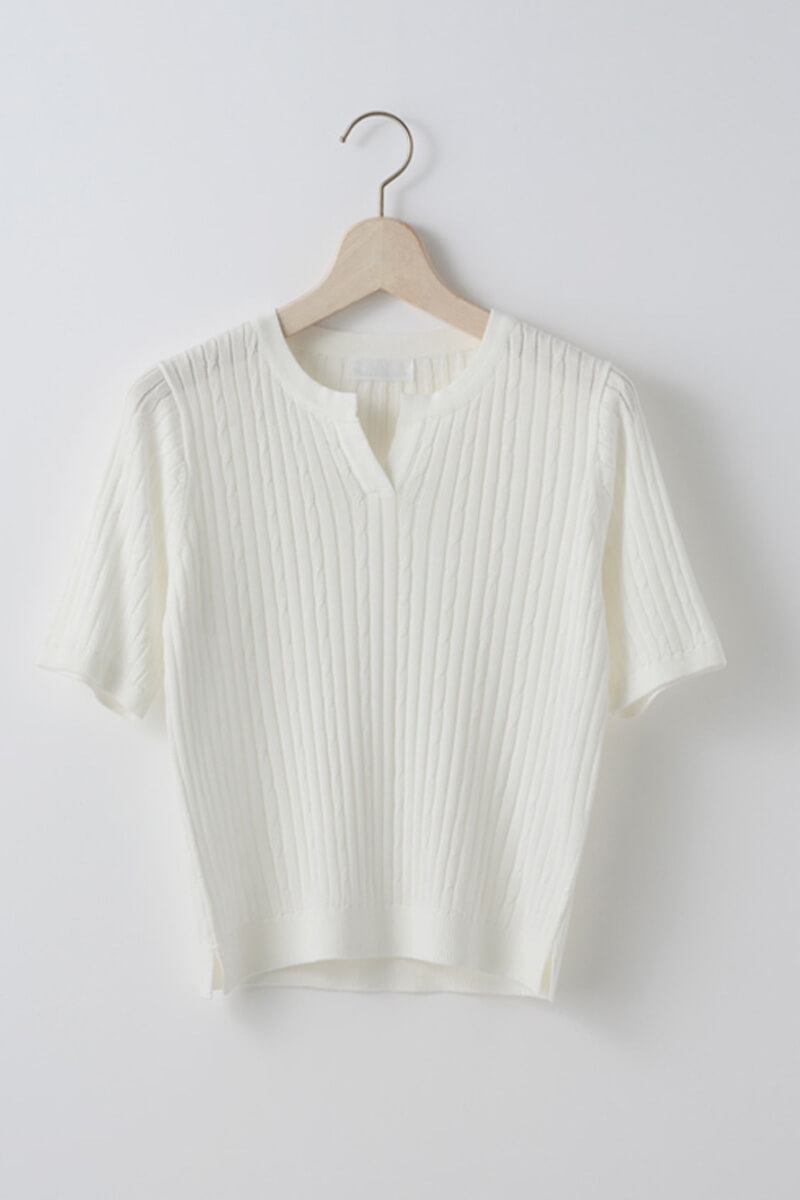 ケーブル×リブ キーネックニット