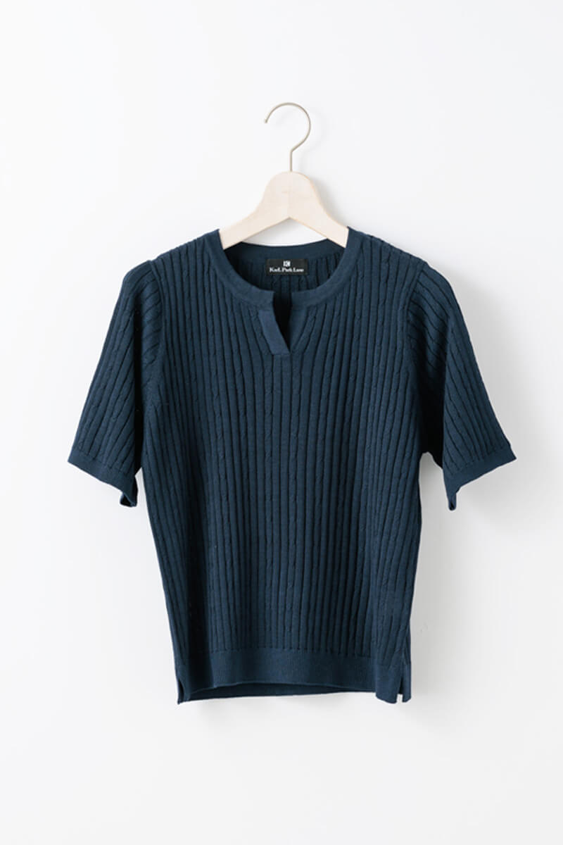 ケーブル×リブ キーネックニット