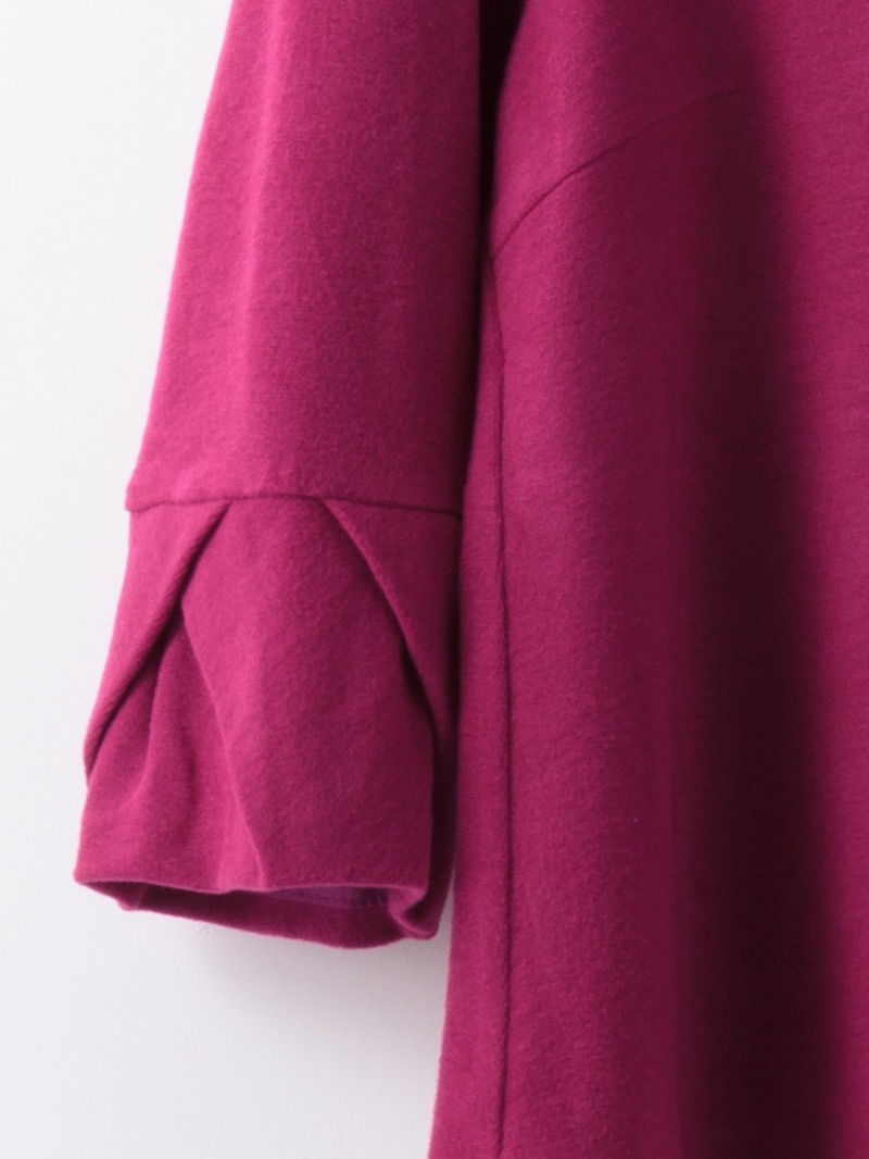 丸首袖口タックカットソー＜アウトレット均一価格＞