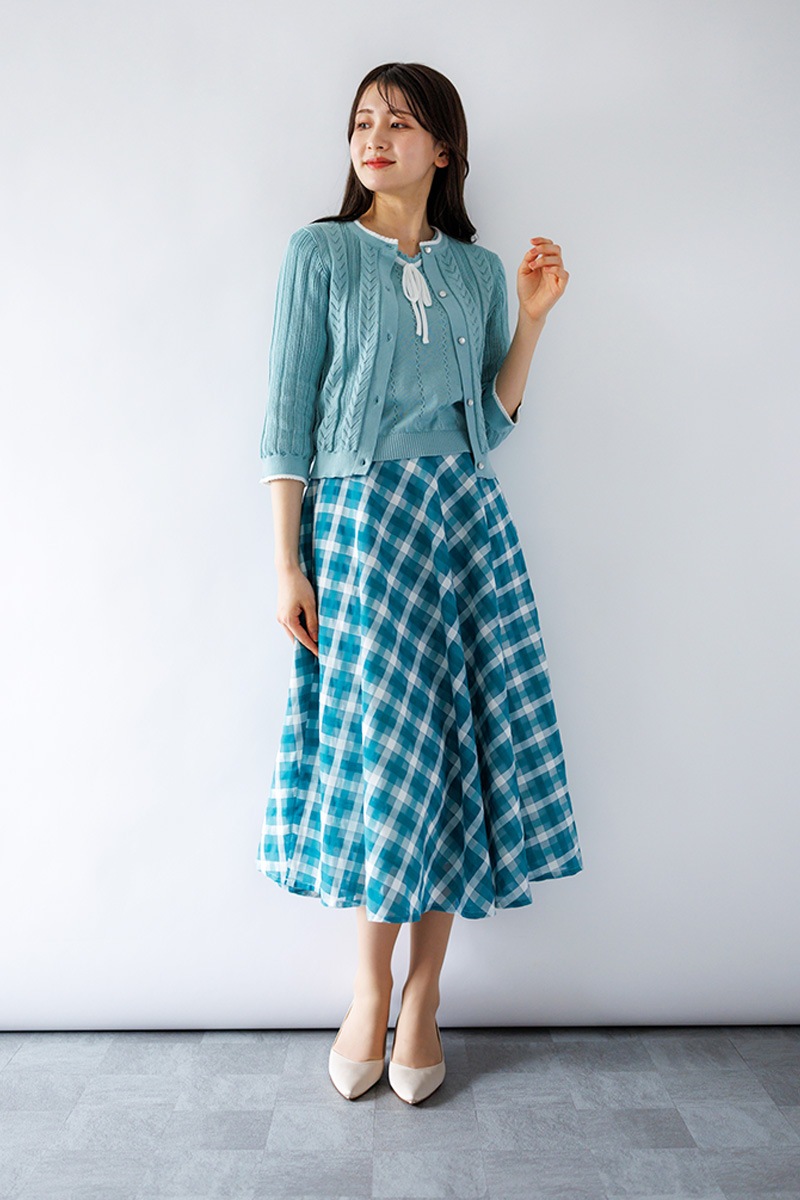 ピコ配色透かし丸首カーディガン