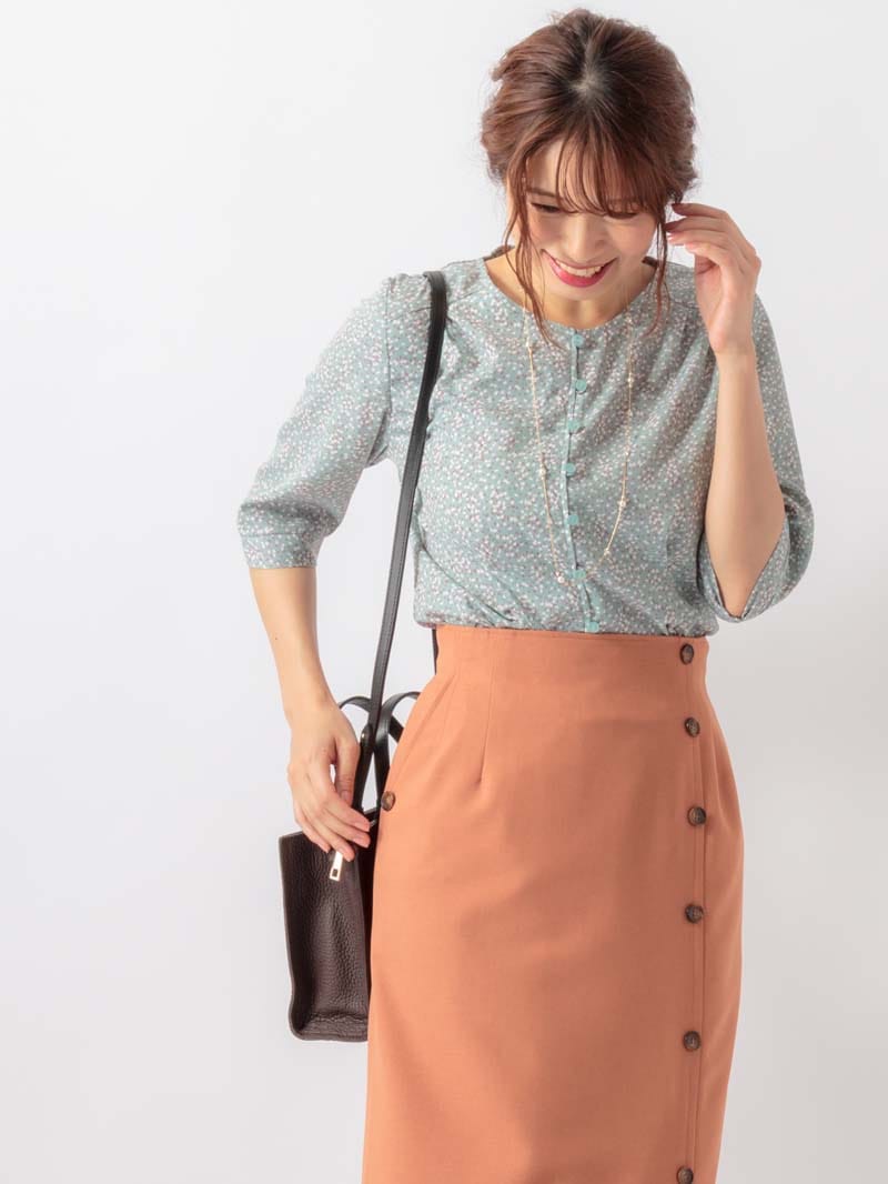 【OUTLET 2500円】プリントレースアップブラウス<10本以下>