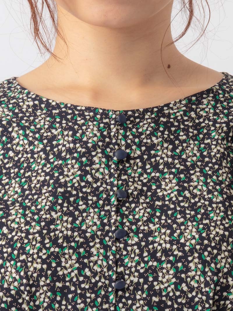 【OUTLET 2500円】プリントレースアップブラウス<10本以下>