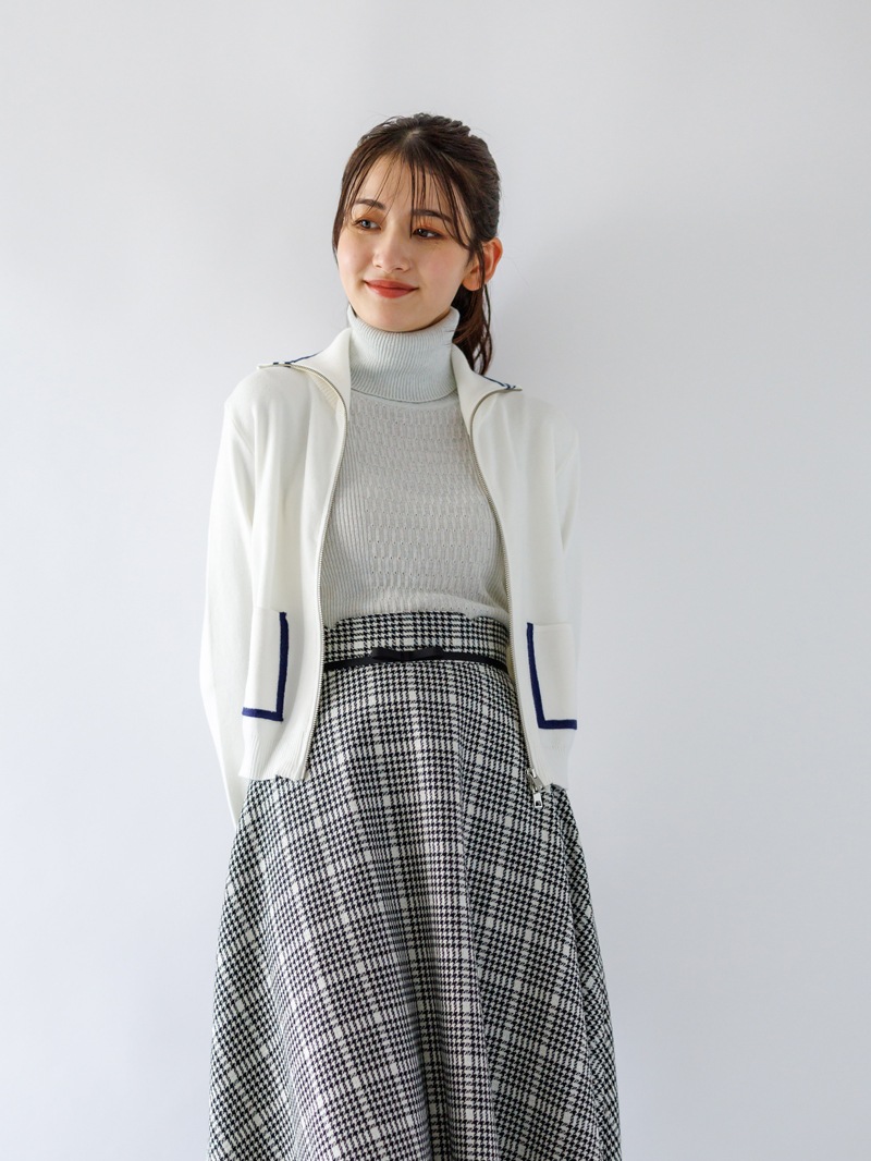 【70%OFF】配色ハイネックジップアップカーデ