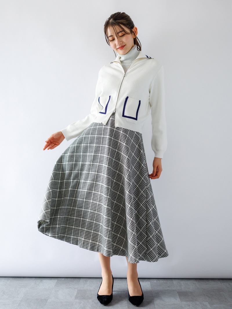 【70%OFF】配色ハイネックジップアップカーデ