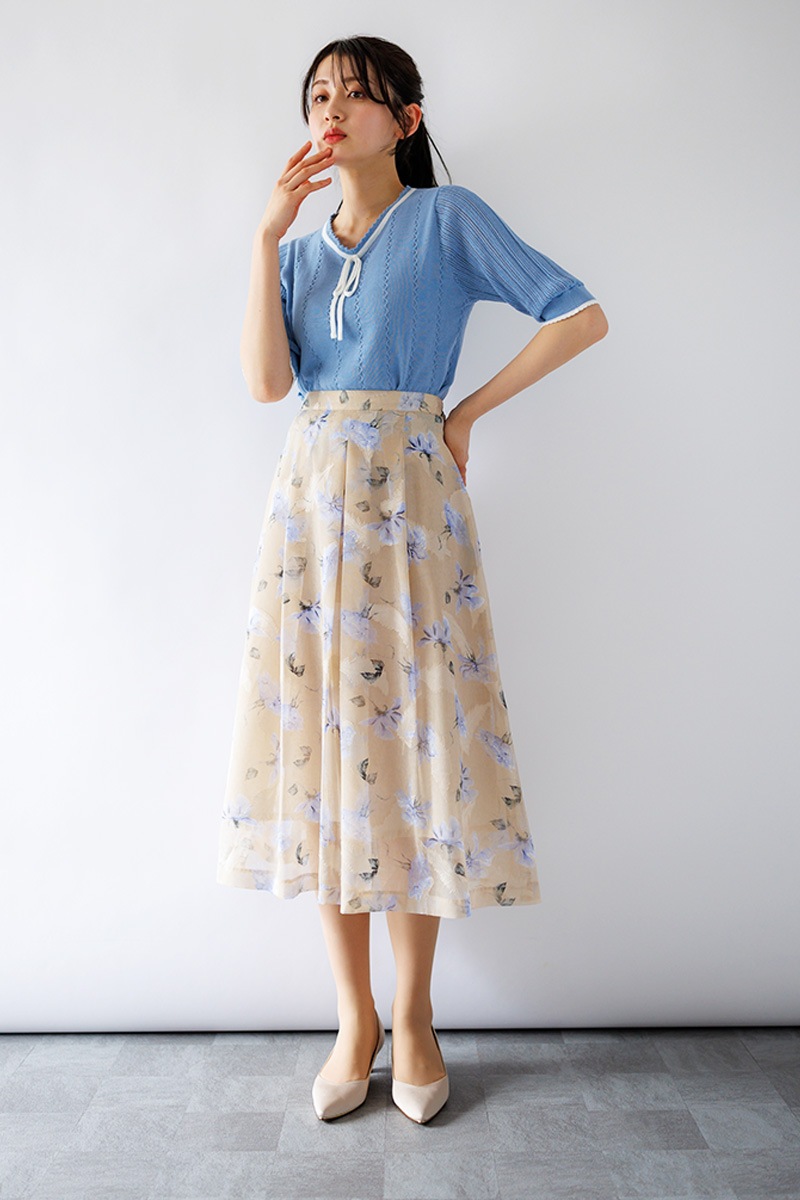 花柄タックフレアースカート