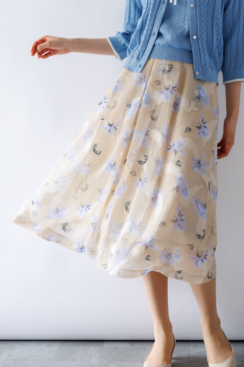 花柄タックフレアースカート
