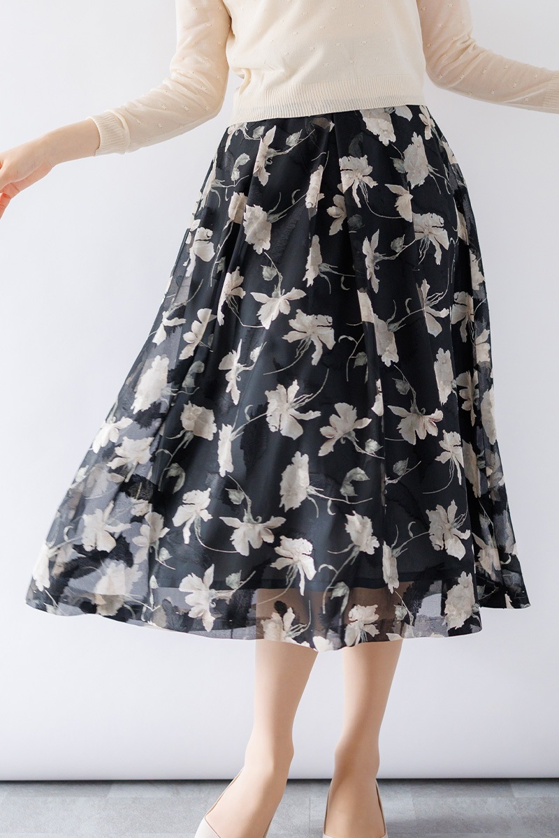 花柄タックフレアースカート