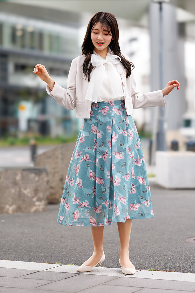 花柄タックフレアースカート