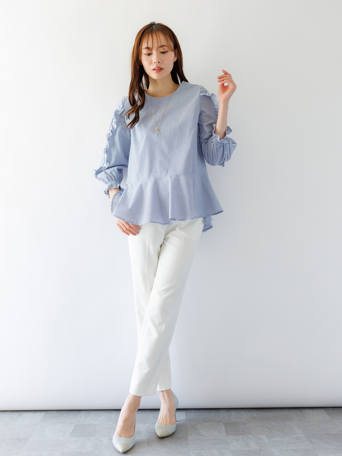 【60％OFF】袖たてフリルブラウス