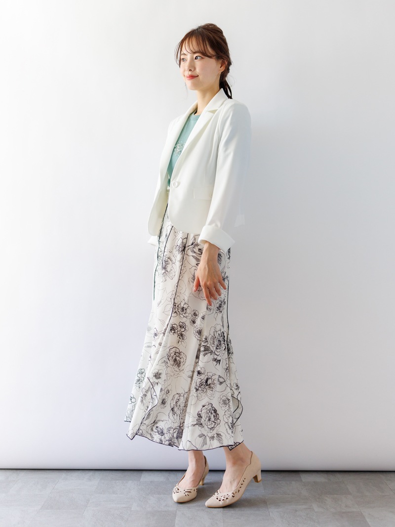 コンパクトストレッチラッセルテーラードジャケット