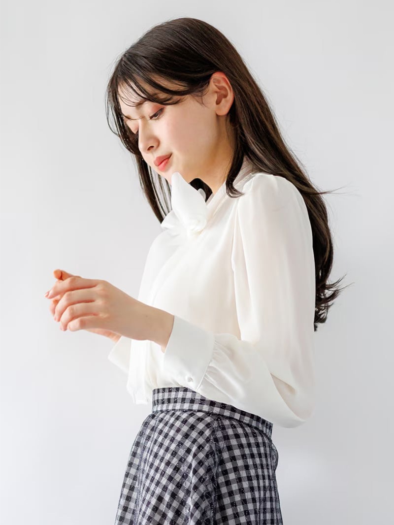 【50%OFF】オーガンジータイ付き長袖ブラウス