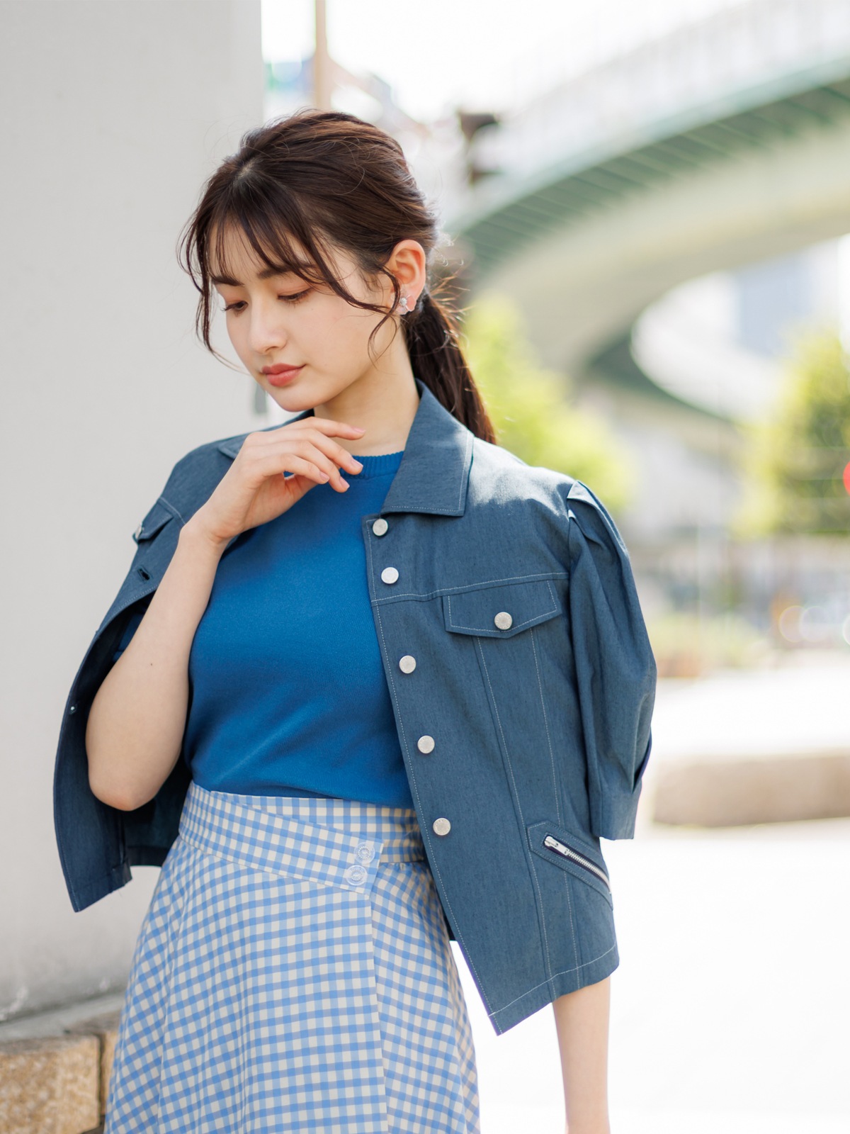 WEB限定70％OFF】袖ギャザー丸首ショート丈ニット｜KarLParkLane Style