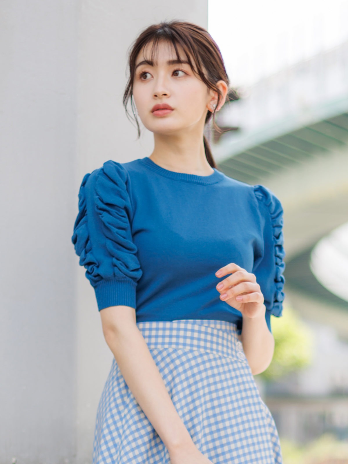 WEB限定70％OFF】袖ギャザー丸首ショート丈ニット｜KarLParkLane Style