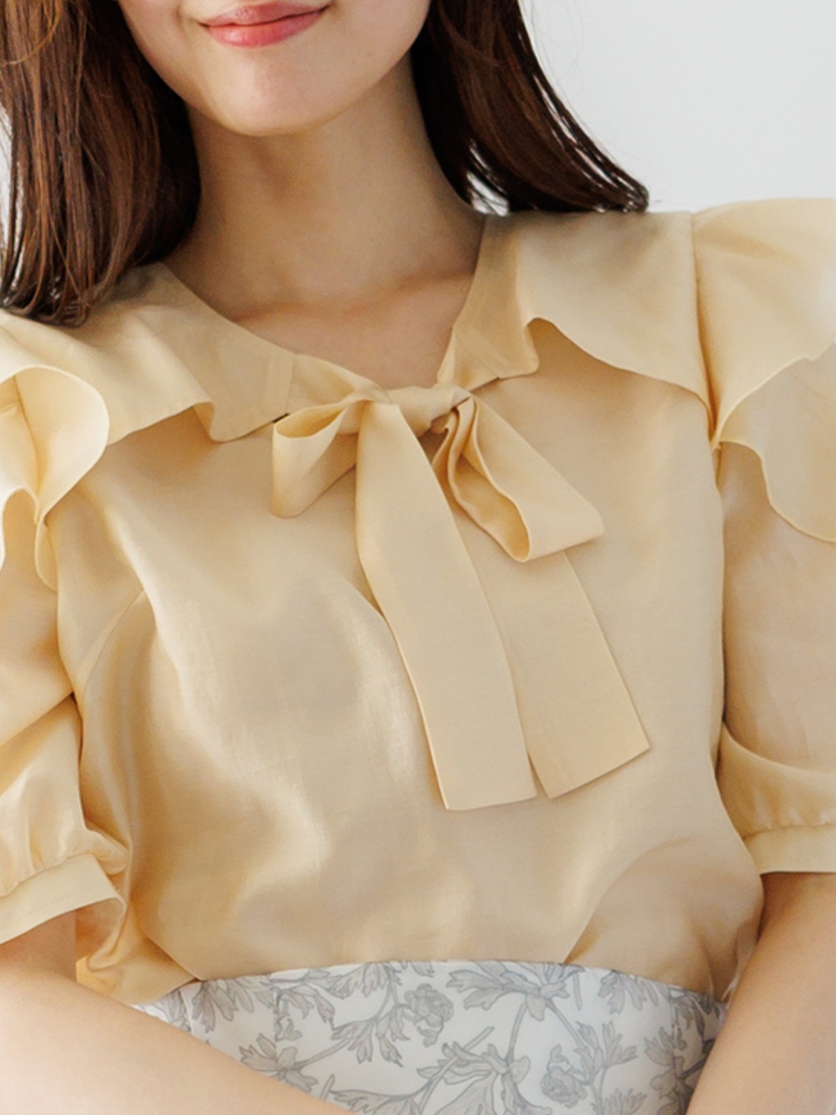 M相当/美品✨ SAINT LAURENT フリル 襟 長袖 ブラウス 2020 M相当/美品✨ SAINT LAURENT フリル 襟 長袖 ブラウス 2020 M