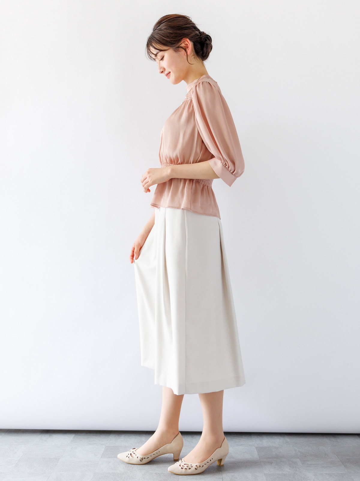 【SUMMER SALE】楊柳七分袖シャーリングブラウス
