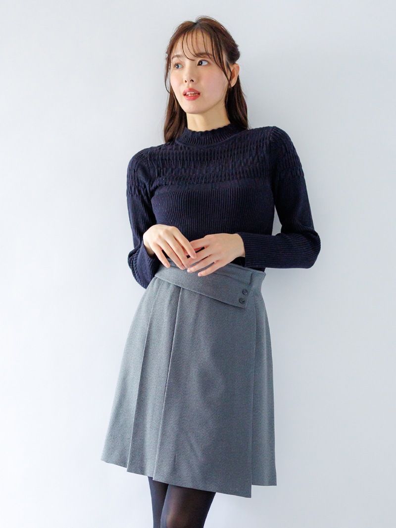 【30%OFF】シャーリング×リブハイネックニット